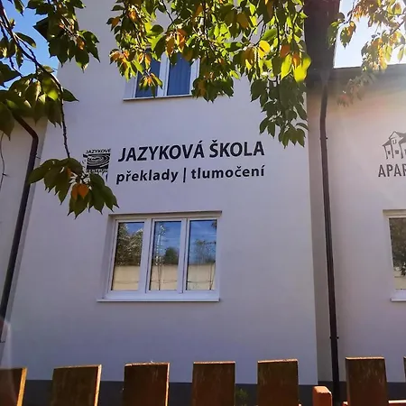Awesome In W Wifi And 1 Bedrooms Apartman Hodonín