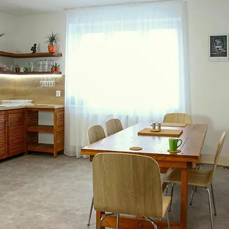 Awesome In W Wifi And 1 Bedrooms Hodonín